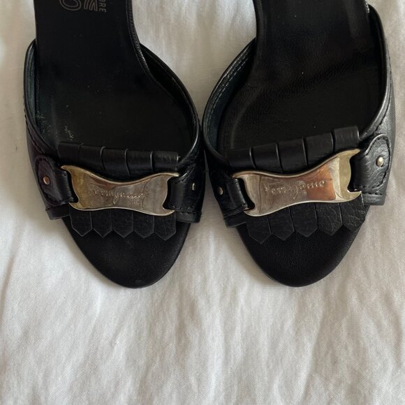 Salvatore Ferragamo Block Heel (sz 8) - Picture 3 of 7